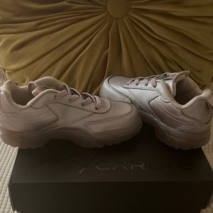 Cardi B Reebok Size 10 In Girls